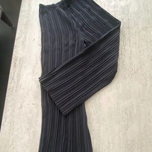Babette Black Pleated Wide Legged Pants XS